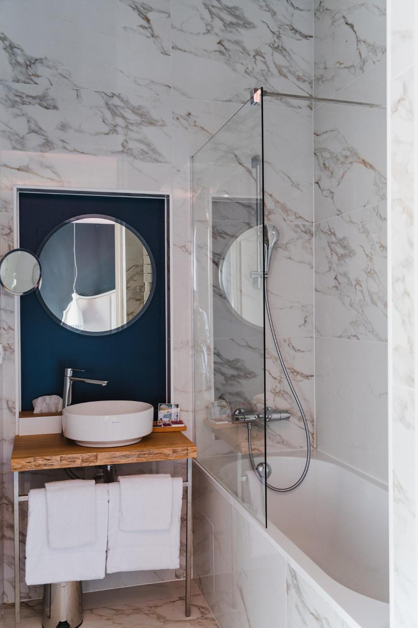 Chateau Du Clos De La Ribaudiere - Teritoria Hotel 4*