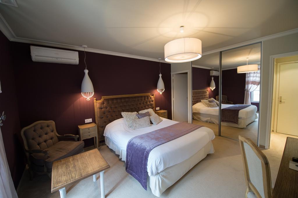 Hotel Chateau Du Clos De La Ribaudiere - Teritoria 4*